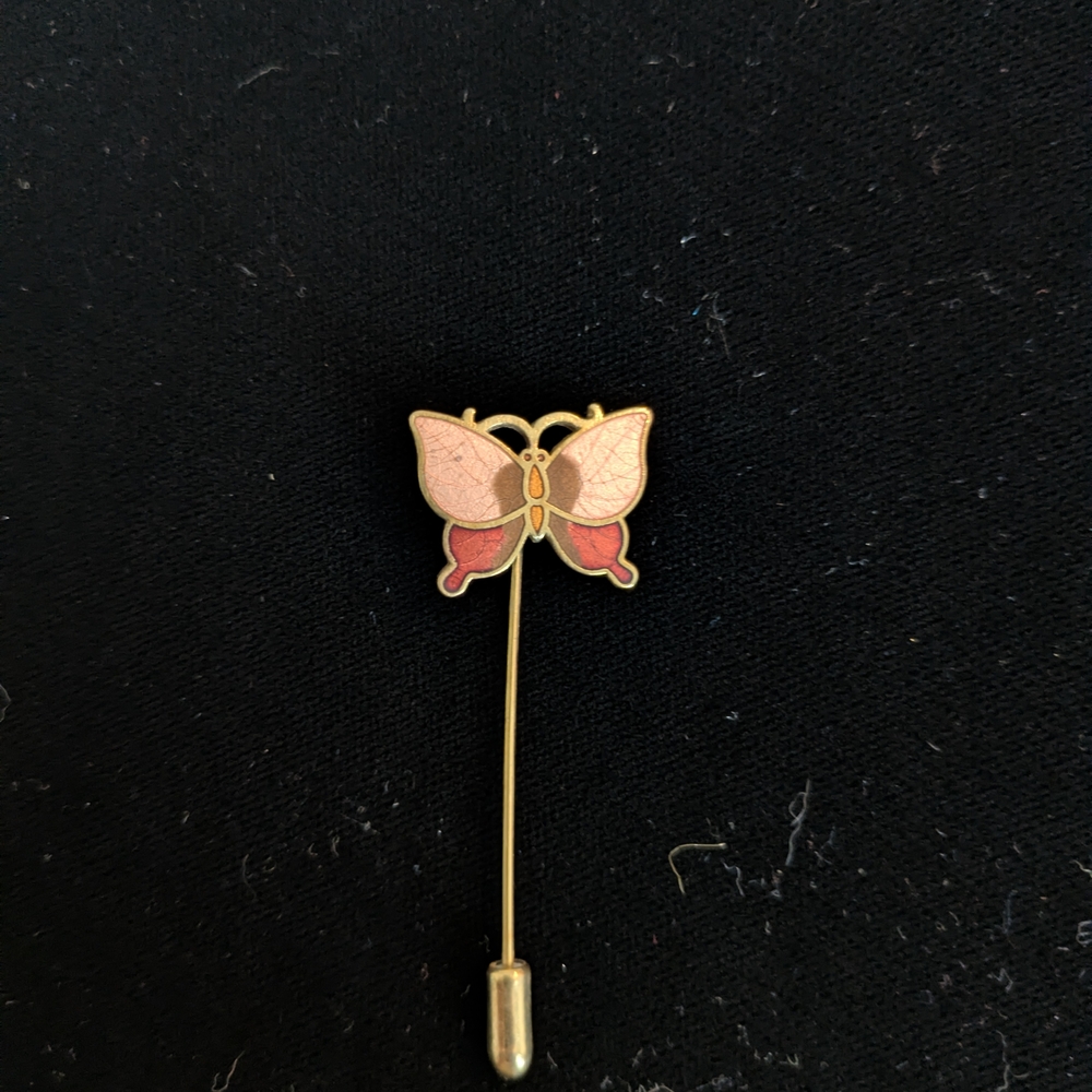 Elegant Butterfly Brooch in Pink and Gold